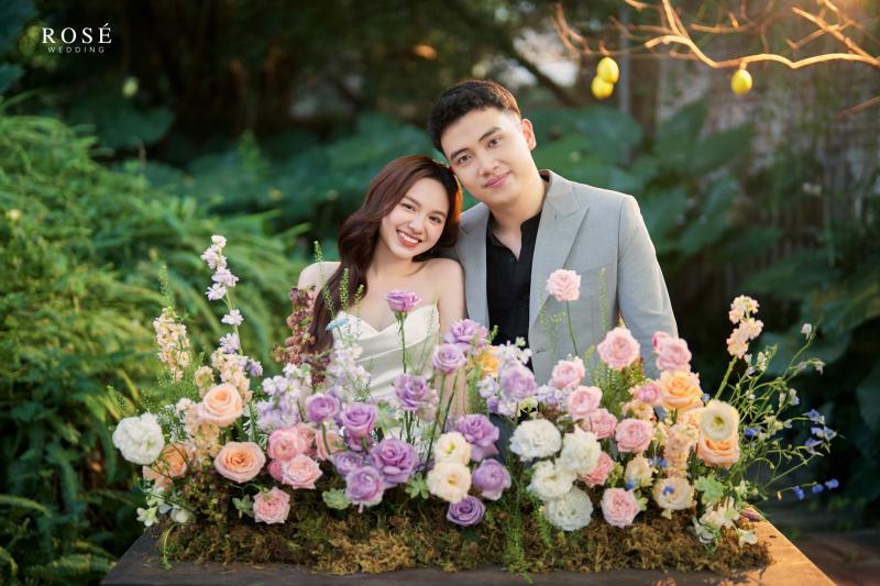 ROSÉ Wedding